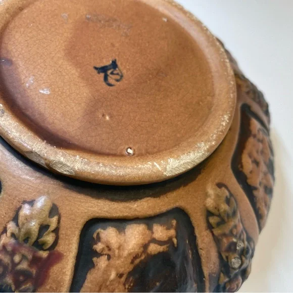 1920s Roseville Pottery Florentine low bowl - Picture 11 of 16